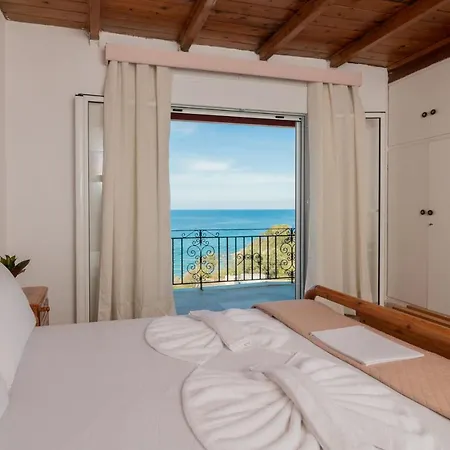 Agnadi Sea View Apartments Alykanas  Exteriér fotografie