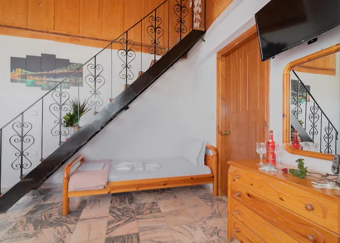 Agnadi Sea View Apartments