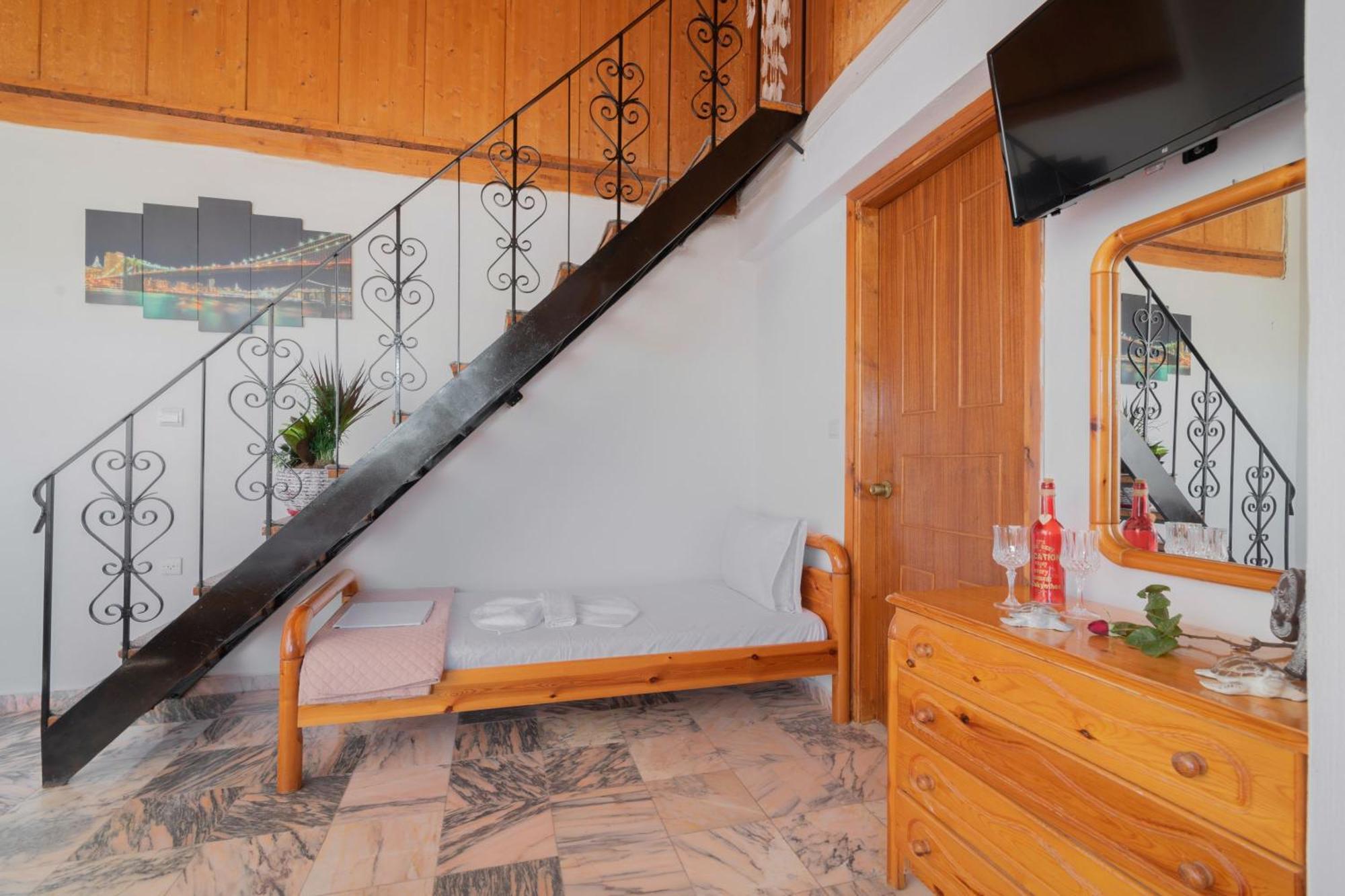 Appartement Agnadi Sea View *